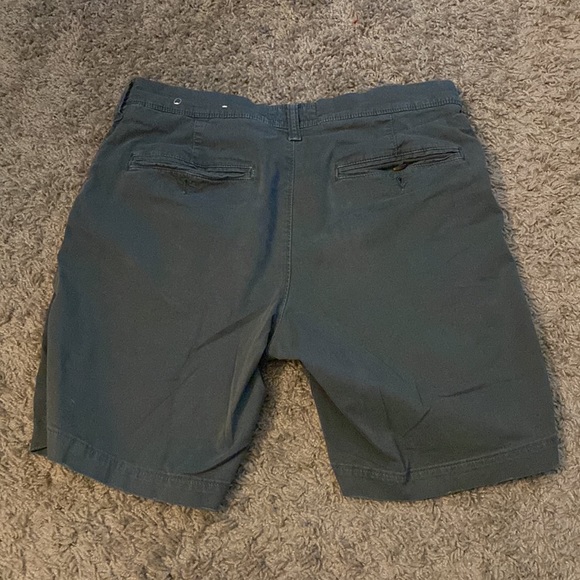 American Eagle Next Level Flex Shorts - Picture 4 of 4